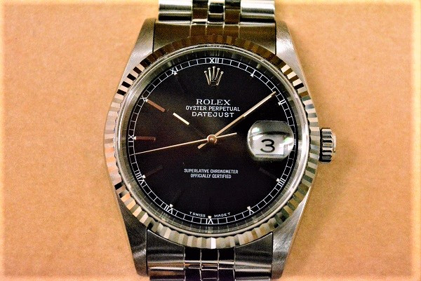 【大阪梅田】ロレックス デイトジャスト 16234 ブラック を買取いたしました。