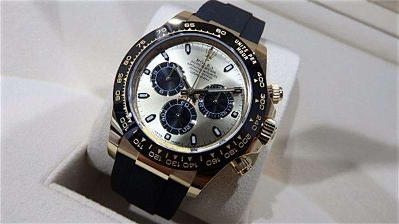 ロレックス 116518LN コスモグラフデイトナ金無垢 未使用品 買取価格 ¥6,650,000-