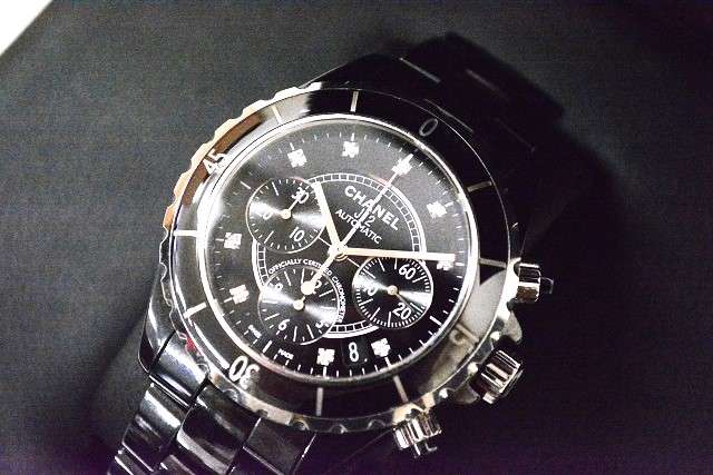 【大阪梅田】シャネル J12 クロノグラフ 9PD H2419 買取いたしました。