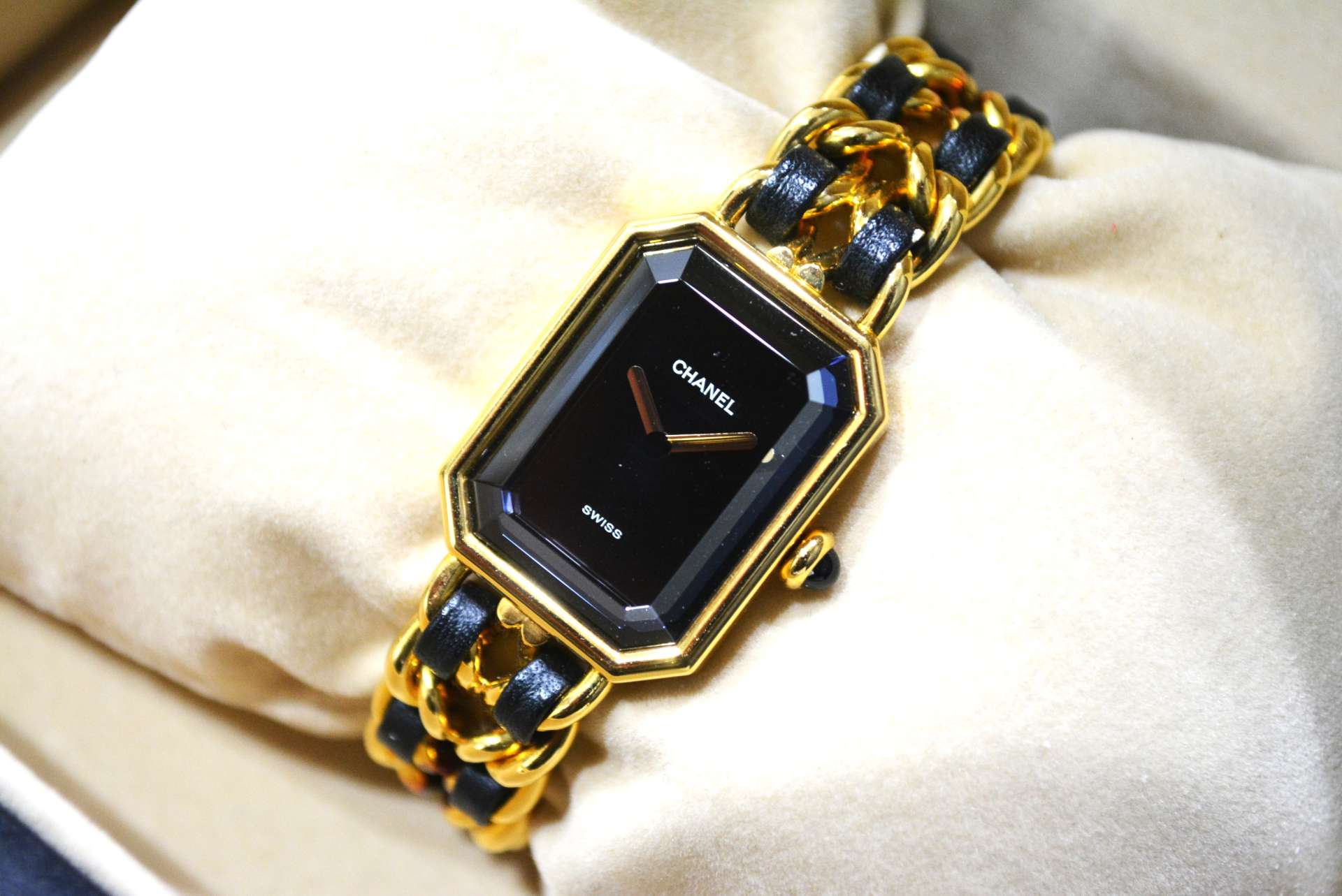 【大阪梅田】シャネルプルミエールH0001を買取致しました。 