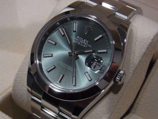 ロレックス デイトジャスト 126300 ミントグリーン文字盤 買取価格 ￥1,355,000‐