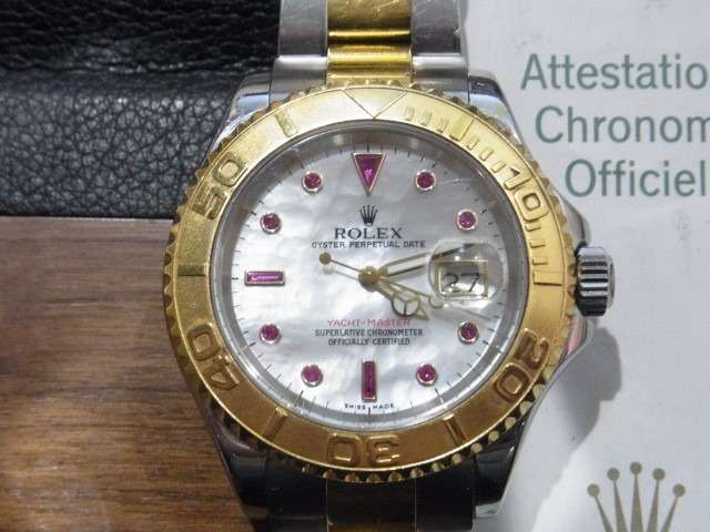 ロレックス ヨットマスター 16623NGR ホワイトシェル/11Pルビー 買取価格 ¥2,000,000-