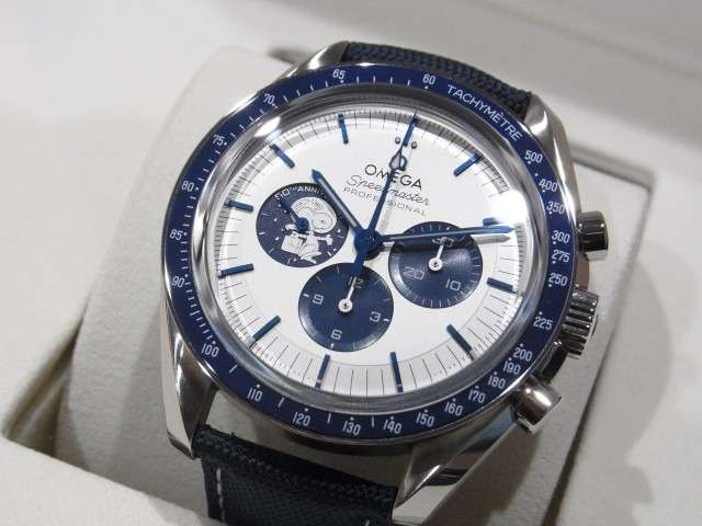 オメガ スピードマスター スヌーピーアワード50周年記念モデル 買取価格 ￥1,980,000-