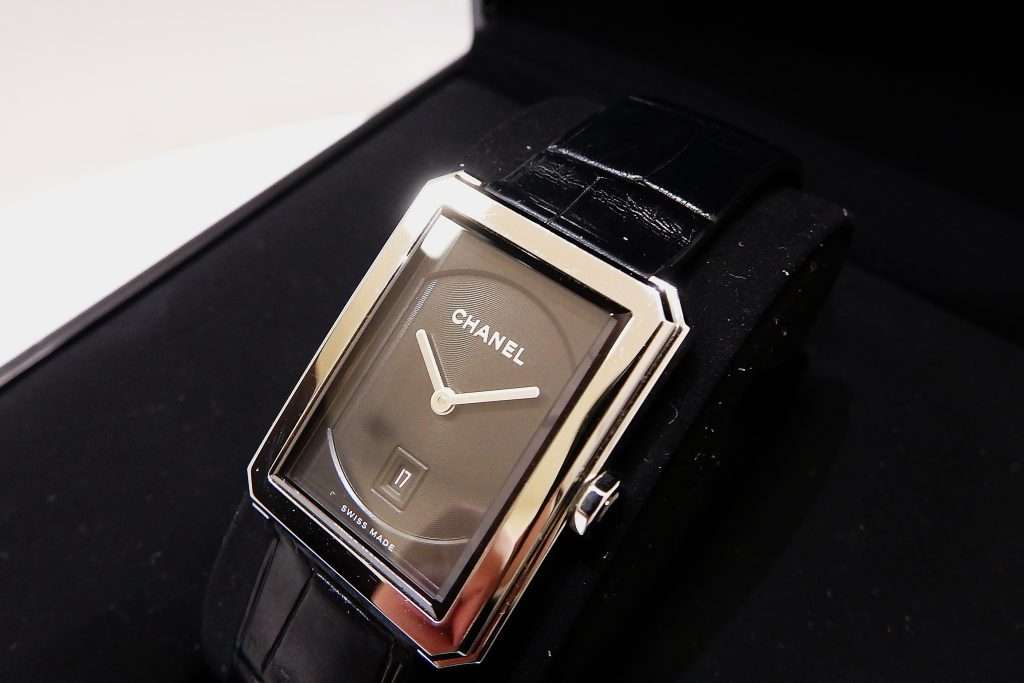 【大阪難波】シャネル ボーイフレンド H4884 黒文字盤を買取いたしました。
